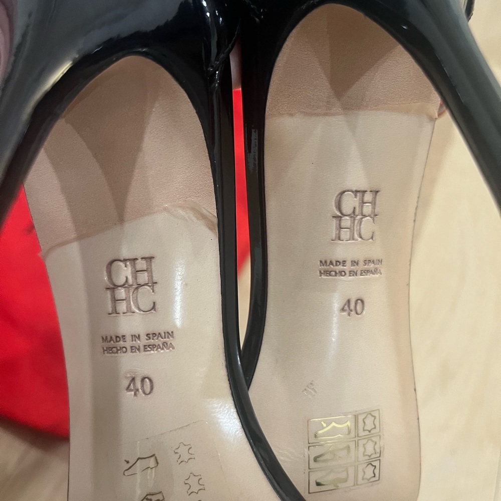 Carolina Herrera Heels - Picture 6 of 10